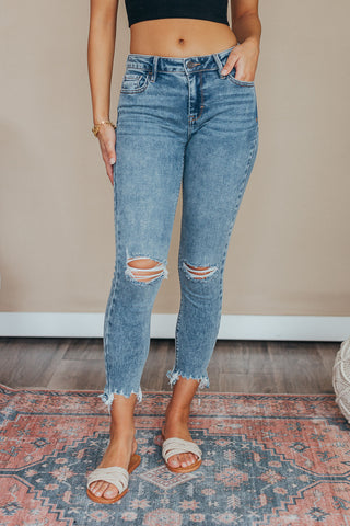 Hidden Amelia Dark Wash Hem Skinny Jean
