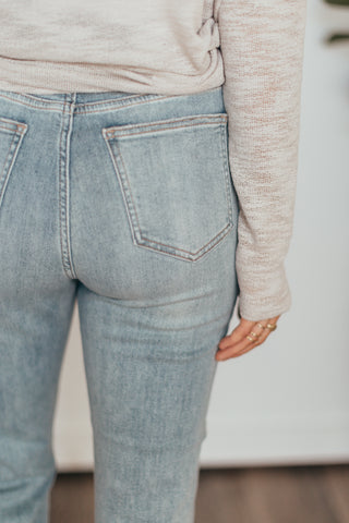 Ally Ultra High Rise Straight Jean