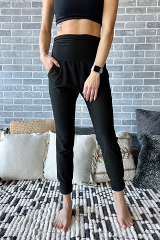High Waist Pleated Pocket Leggings - 3 Colors