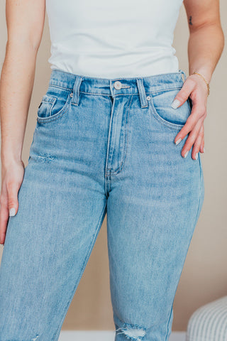 Kan Can Missy High Rise Slim Straight Jeans