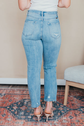 Kan Can Missy High Rise Slim Straight Jeans